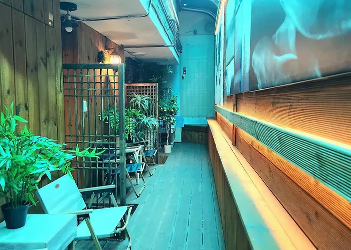 홍대입구역 도보 7분#많은친구#4br#7bed#2bath#urban Forest Villa